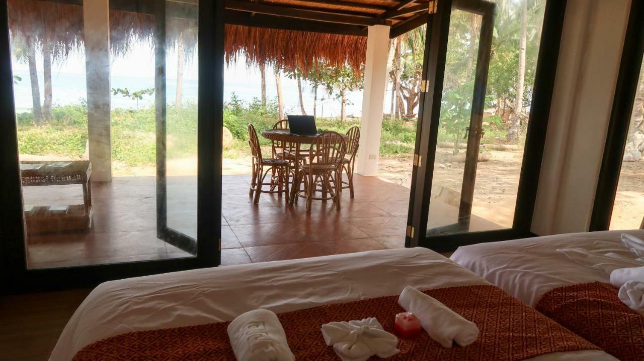 Moon Beach Villas Ел Нидо Екстериор снимка